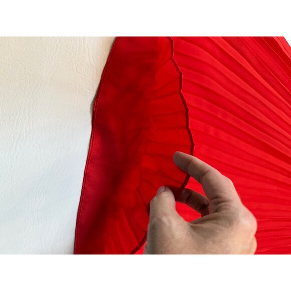 Laundry Red Pleated A-Line Spaghetti Strap Dress Lined Lightweight Flowy sz 6 - Picture 4 of 12